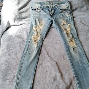 Italian Machine destroyed jeans